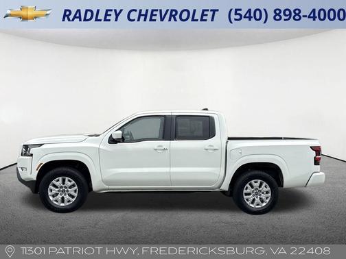 2024 Nissan Frontier SV