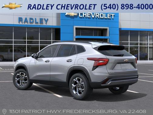 Sterling Gray Metallic 2026 Chevrolet Trax LT