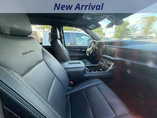 Hunter Metallic 2022 GMC Yukon Denali
