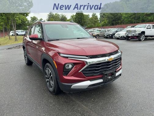 Crimson Metallic 2025 Chevrolet Trailblazer LT