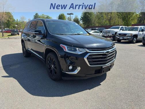Mosaic Black Metallic 2019 Chevrolet Traverse Premier