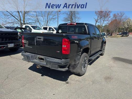 Black 2022 Chevrolet Colorado Z71