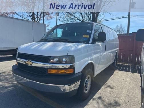 2024 Chevrolet Express 2500 Work Van