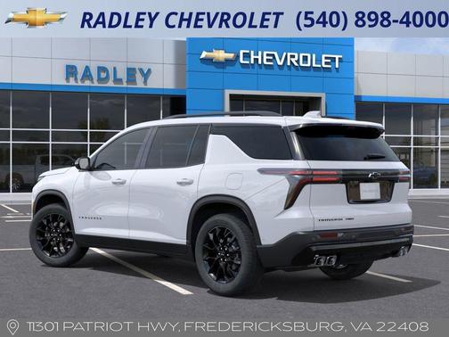 2025 Chevrolet Traverse LT