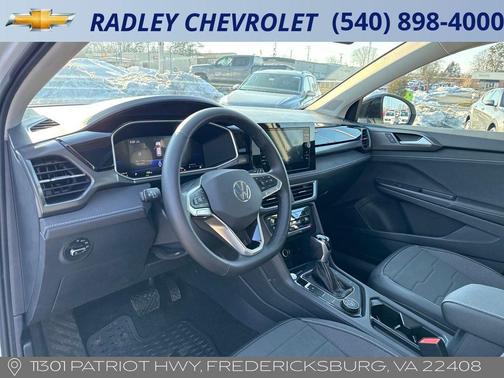 2025 Volkswagen Taos 1.5T SE Black