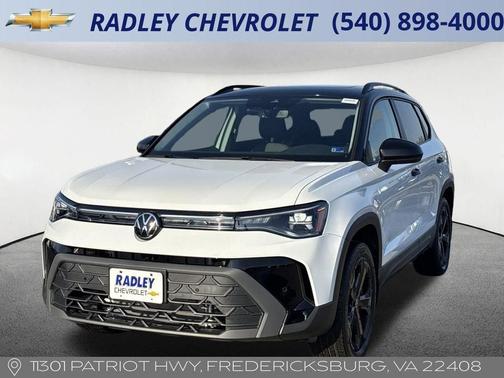 2025 Volkswagen Taos 1.5T SE Black