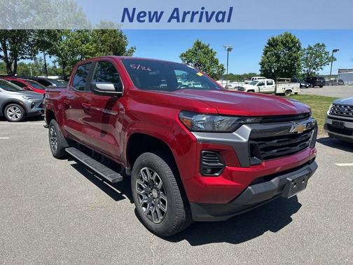 Radiant Red 2023 Chevrolet Colorado LT