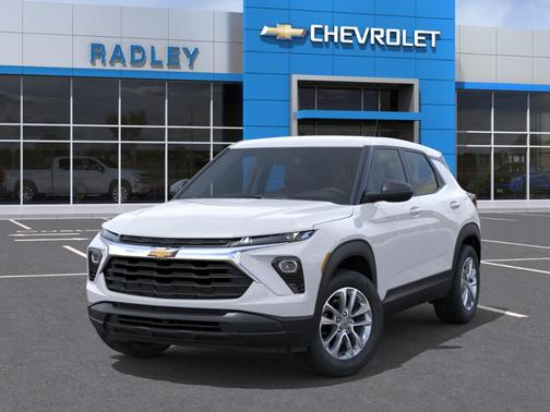Summit White 2026 Chevrolet Trailblazer LS