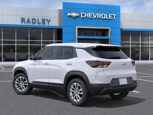 Summit White 2026 Chevrolet Trailblazer LS