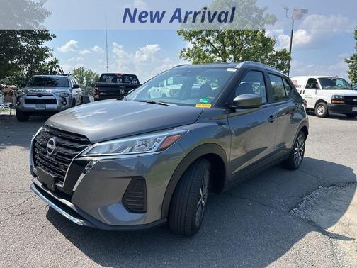 2024 Nissan Kicks SV