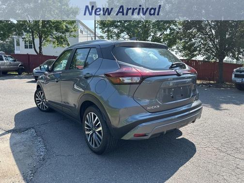 2024 Nissan Kicks SV