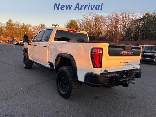 2024 GMC Sierra 2500 AT4X