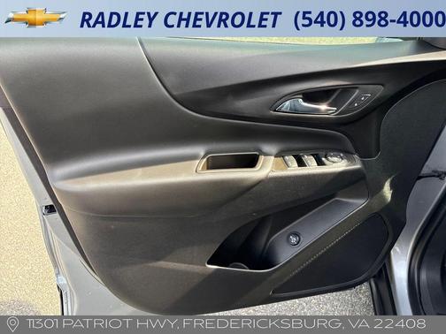 Sterling Gray Metallic 2023 Chevrolet Equinox 1LT