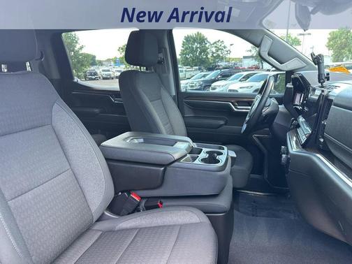 Sterling Gray Metallic 2023 Chevrolet Silverado 1500 LT