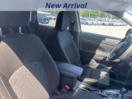 Gray 2023 Mitsubishi Outlander Sport 2.0 ES