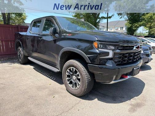Black 2022 Chevrolet Silverado 1500 ZR2