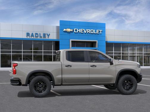 White Sand 2026 Chevrolet Silverado 1500 ZR2
