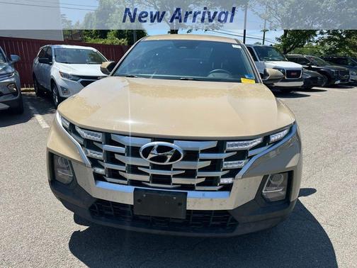 Beige 2023 Hyundai SANTA CRUZ SEL