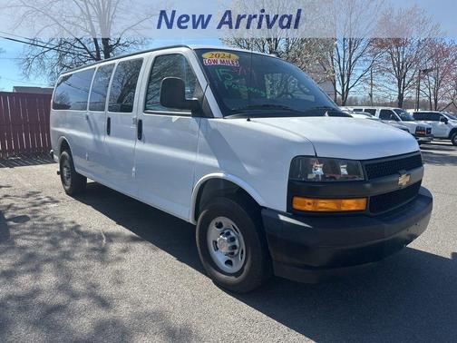 2024 Chevrolet Express 3500 LS