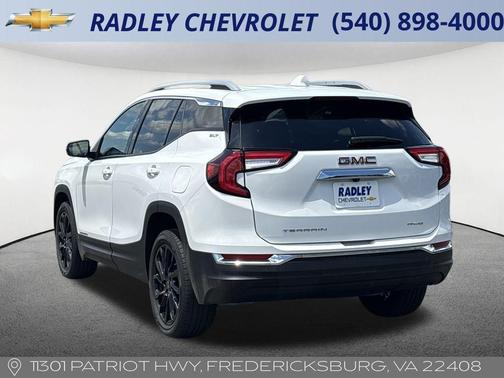2023 GMC Terrain SLT