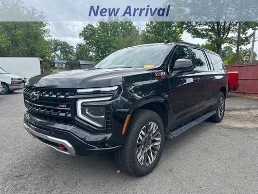 Black 2025 Chevrolet Suburban Z71
