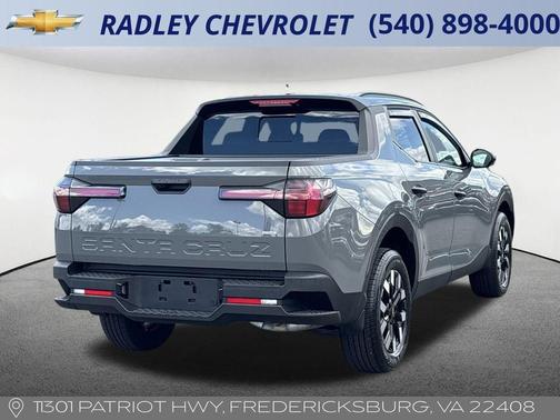 2025 Hyundai SANTA CRUZ SEL Activity