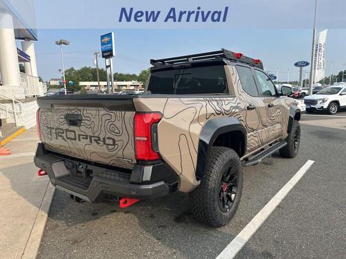 2025 Toyota Tacoma Hybrid TRD PRO W/ TOWING TECHNOLOGY PKG