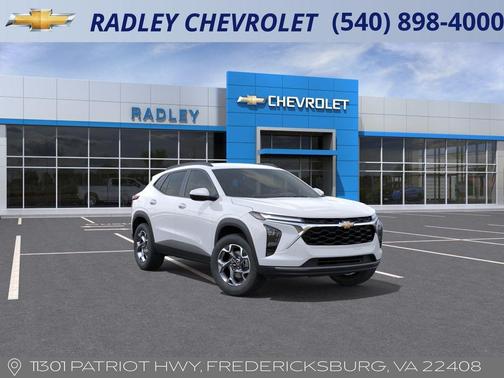 Summit White 2026 Chevrolet Trax LT