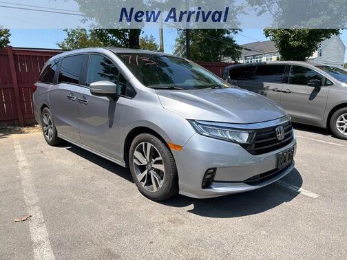 Silver 2023 Honda Odyssey Touring