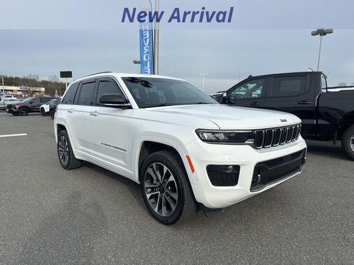 2022 Jeep Grand Cherokee Overland