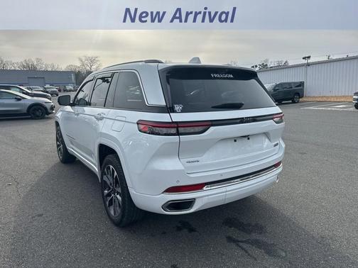 2022 Jeep Grand Cherokee Overland