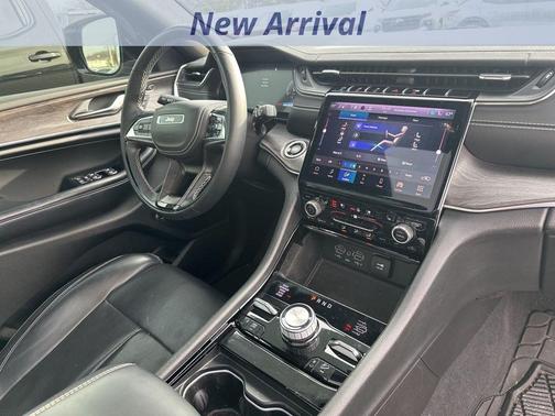 2022 Jeep Grand Cherokee Overland