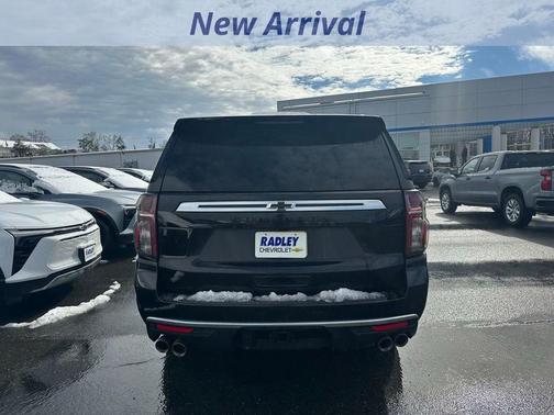 2023 Chevrolet Suburban High Country