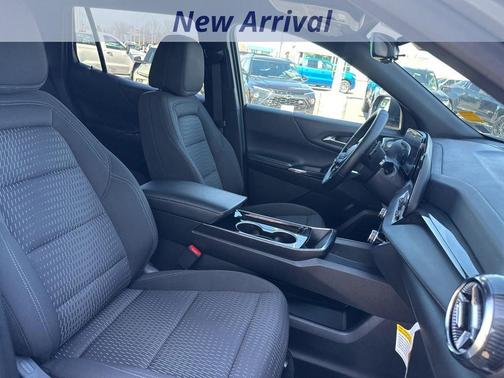 Sterling Gray Metallic 2025 Chevrolet Equinox LT