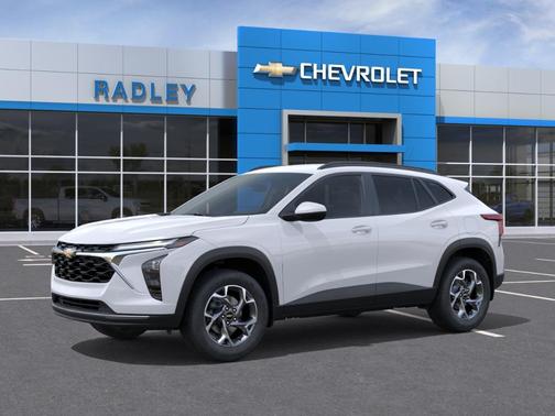 Summit White 2026 Chevrolet Trax LT