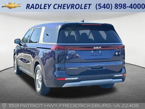 2024 Kia Carnival LX