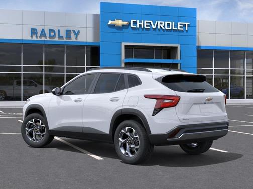 Summit White 2026 Chevrolet Trax LT