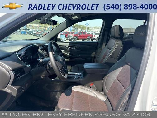 Summit White 2024 Chevrolet Traverse Limited High Country