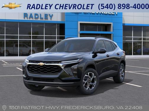 Mosaic Black Metallic 2026 Chevrolet Trax LT