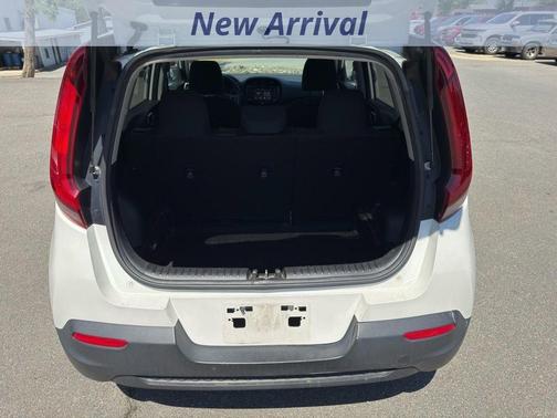 Snow White Pearl 2021 Kia Soul S