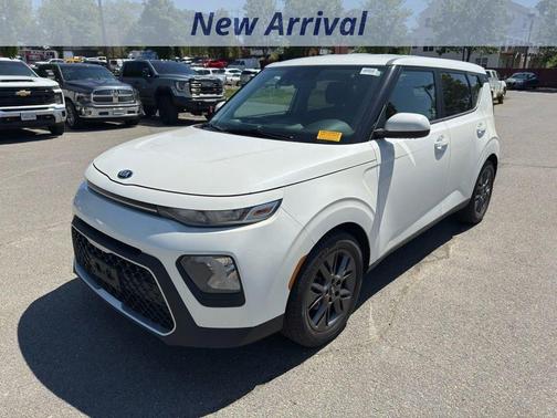 Snow White Pearl 2021 Kia Soul S