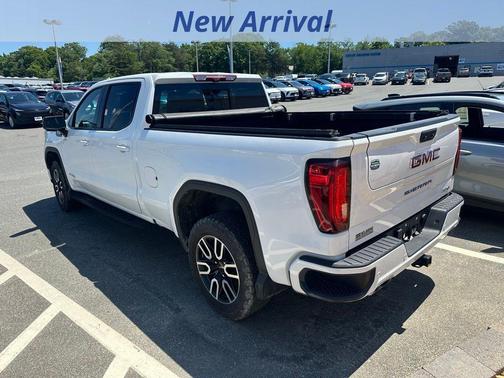 Summit White 2022 GMC Sierra 1500 AT4
