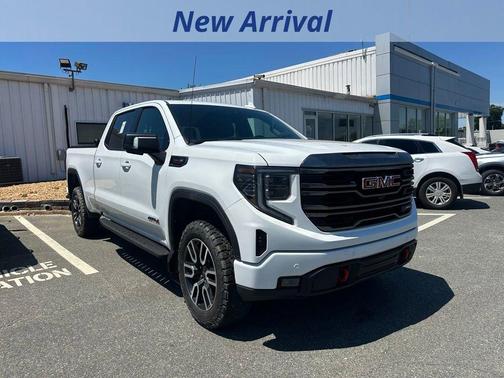 Summit White 2022 GMC Sierra 1500 AT4