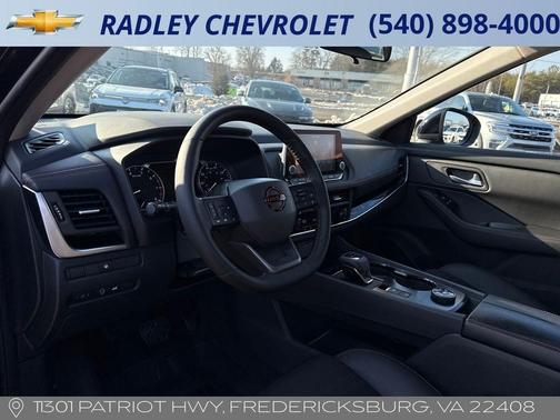 2025 Nissan Rogue Rock Creek