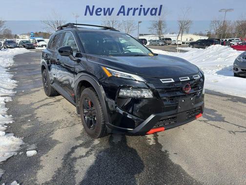 2025 Nissan Rogue Rock Creek