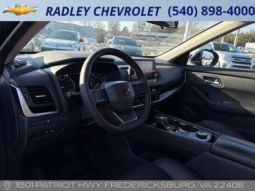 2025 Nissan Rogue Rock Creek