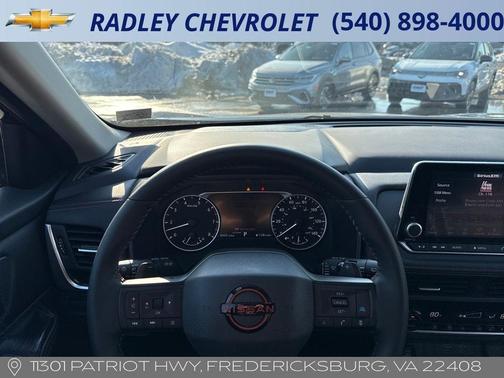 2025 Nissan Rogue Rock Creek