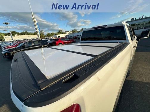 Summit White 2020 Chevrolet Silverado 2500 Custom