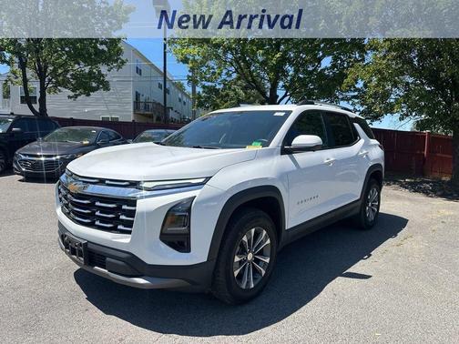 Summit White 2025 Chevrolet Equinox LT