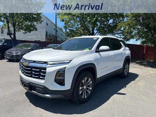 Summit White 2025 Chevrolet Equinox LT